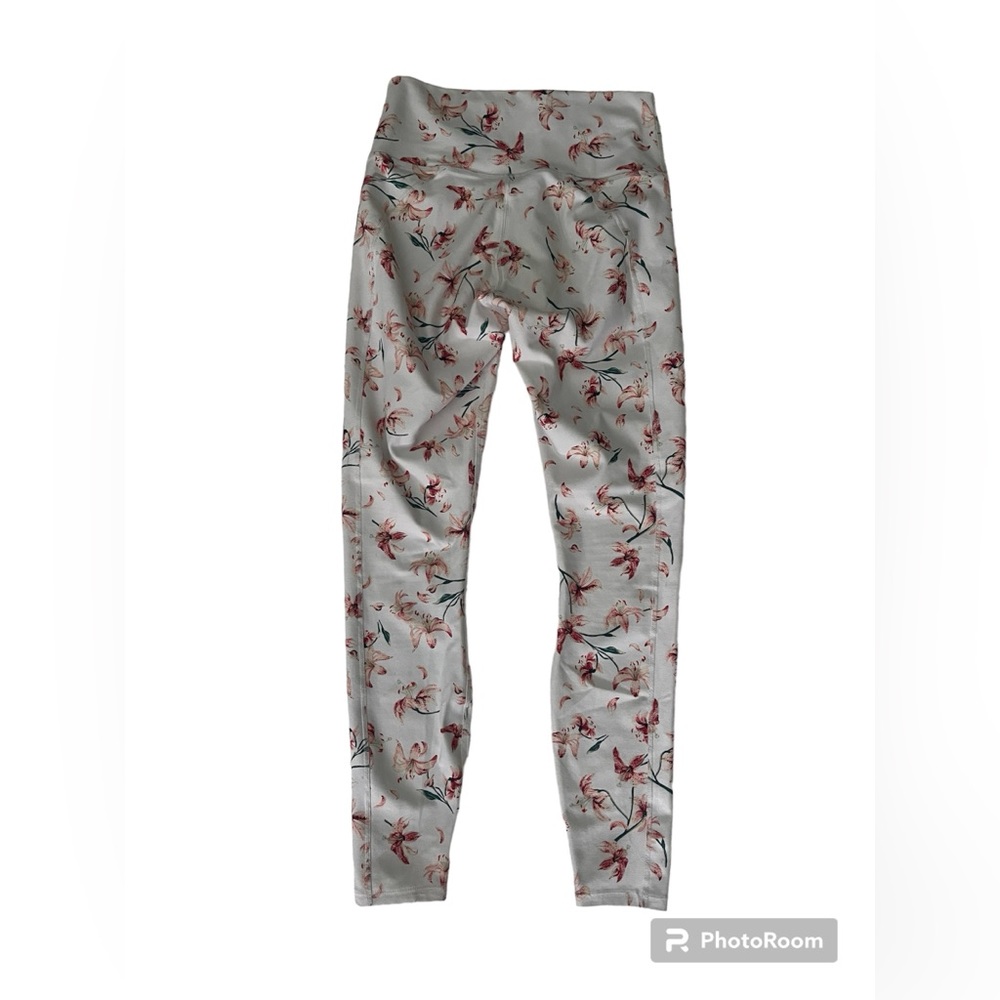 Fabletics XS floral leggings
